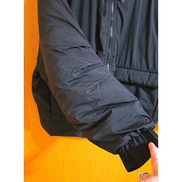 Fabletics Full Zip Black Polyester Puffer Jacket w/2 Front Pockets Wm/Size L - Picture 3 of 6